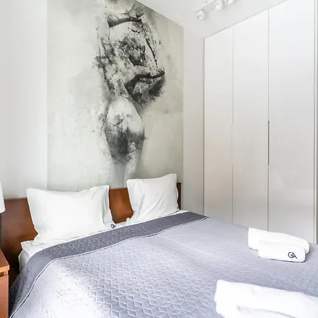Apartment Mennica - Golden Warsaw
